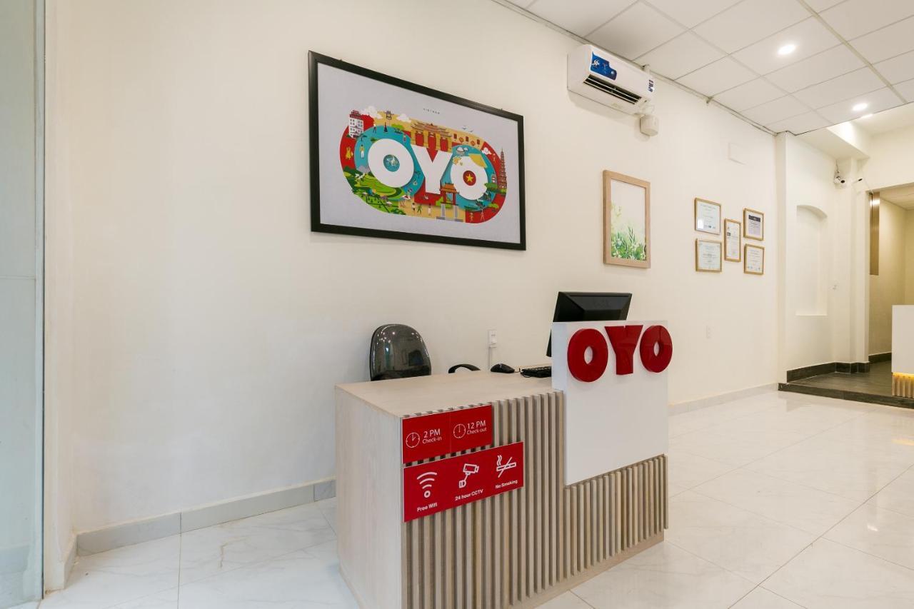 Oyo 414 Saigon Home Ho Chi Minh-staden Exteriör bild